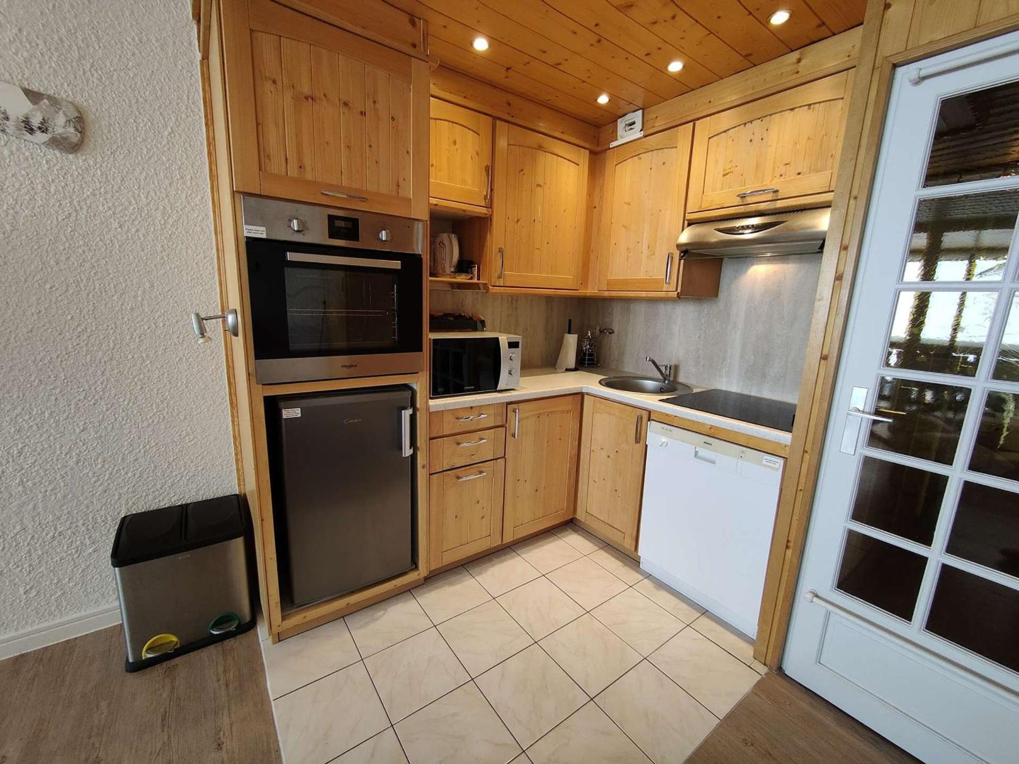 Apartment 5 Pers, Veranda, Local A Skis - Fr-1-637-63 Val Thorens